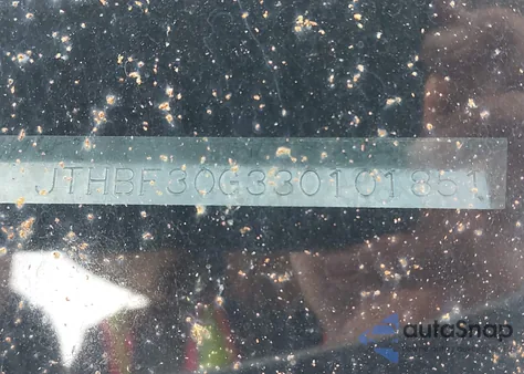 2003 Lexus Es 300 z USA, uszkodzony, nr VIN JTHBF30G330101851